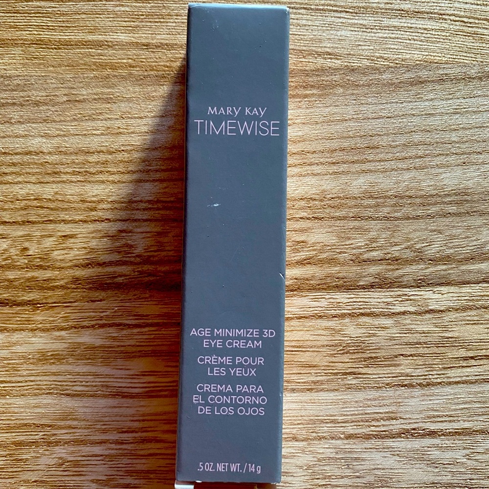 Mary Kay Minimizing Eye Cream